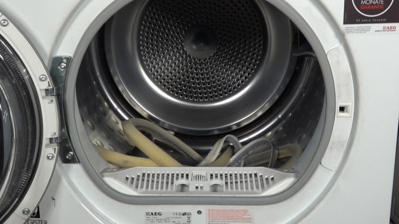 Der Trockner verliert die hintere Trommeldichtung - Trommeldichtung erneuern (AEG)