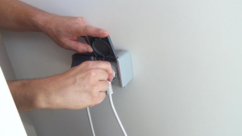 Waschmaschine vom Strom abstecken 1 Waschmaschine vom Strom abstecken 1