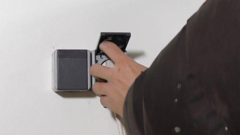 Trockner vom Stromnetz trennen