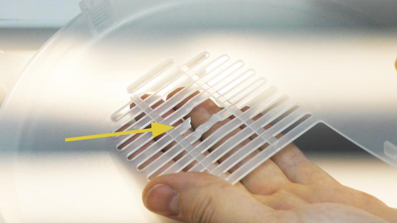 Die Glühbirne wird sehr heiß Die Glühbirne wird sehr heiß