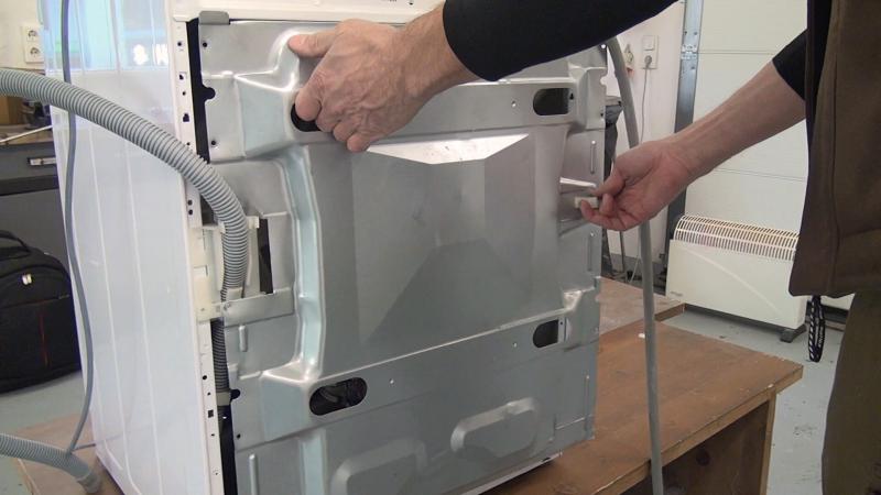 Rückwand entfernen