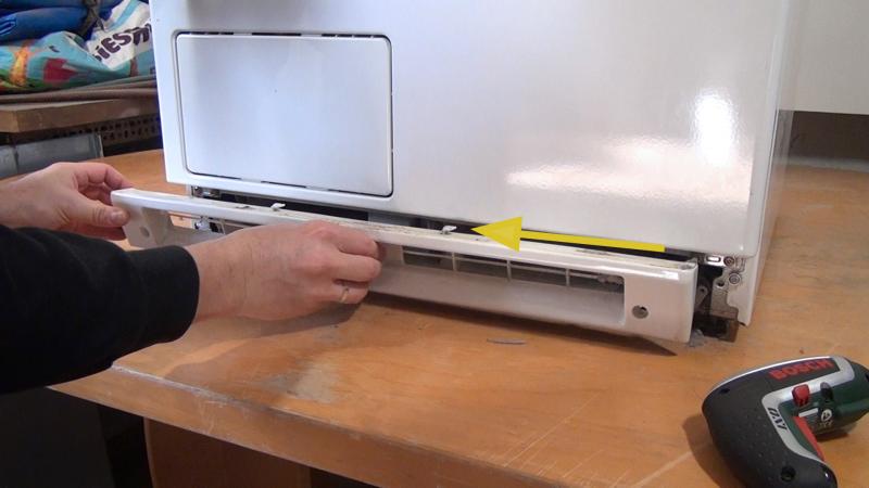 Sockelblende entfernen