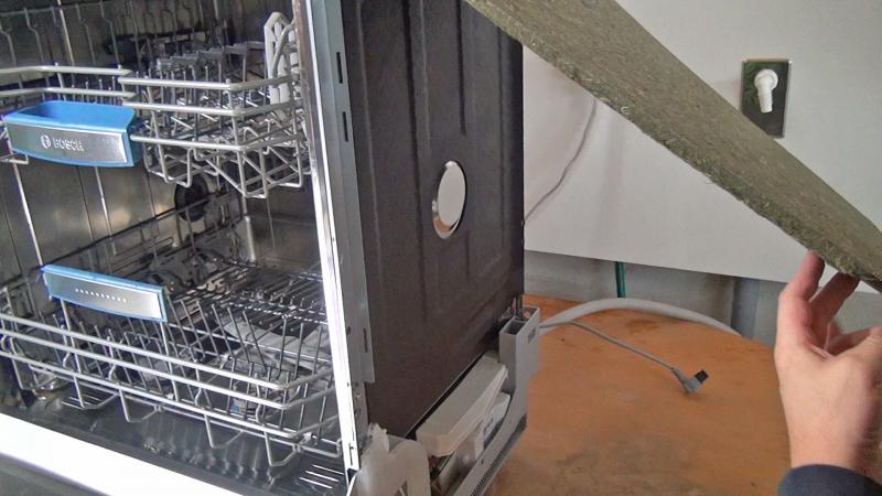 Dämmvlies hochklappen