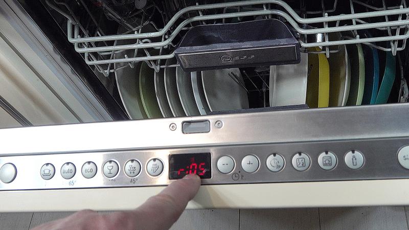 Klarspülmenge einstellen