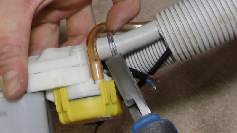 Schlauchklemme fixieren Schlauchklemme fixieren