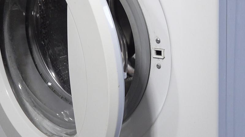 Einmal kräftig am Bindfaden ziehen Einmal kräftig am Bindfaden ziehen