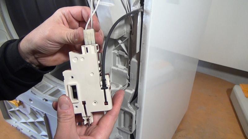 Neues Türschloss anschließen