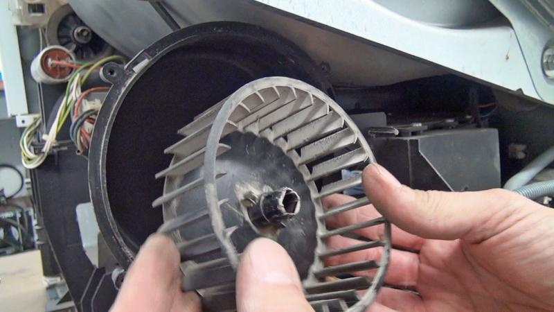 Ventilatorrad entfernen