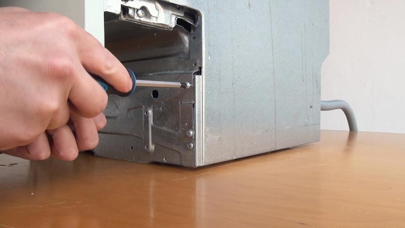 Sockelblende verschrauben Sockelblende verschrauben