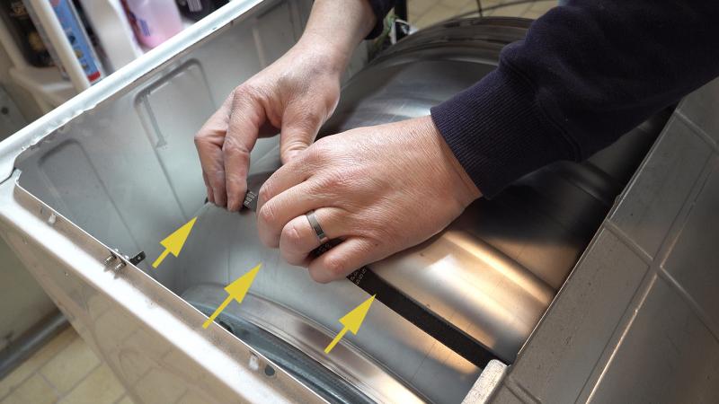 Riemen aufziehen Riemen aufziehen