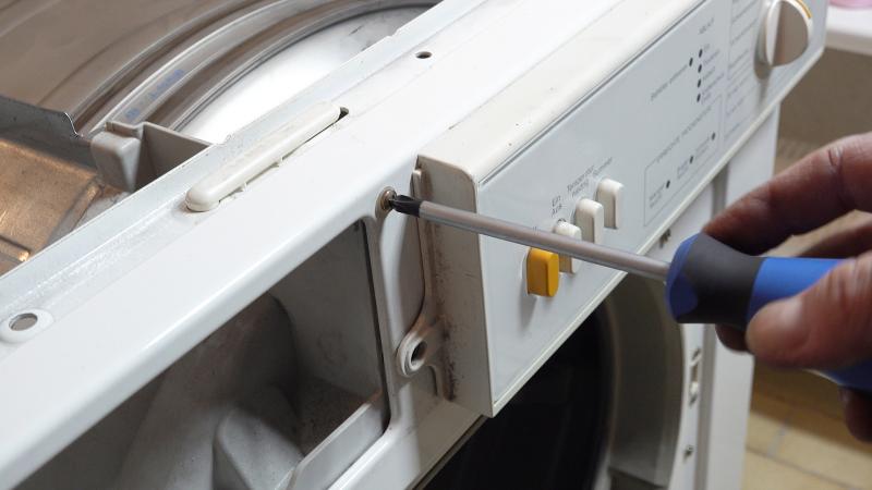 Tür verschrauben Tür verschrauben