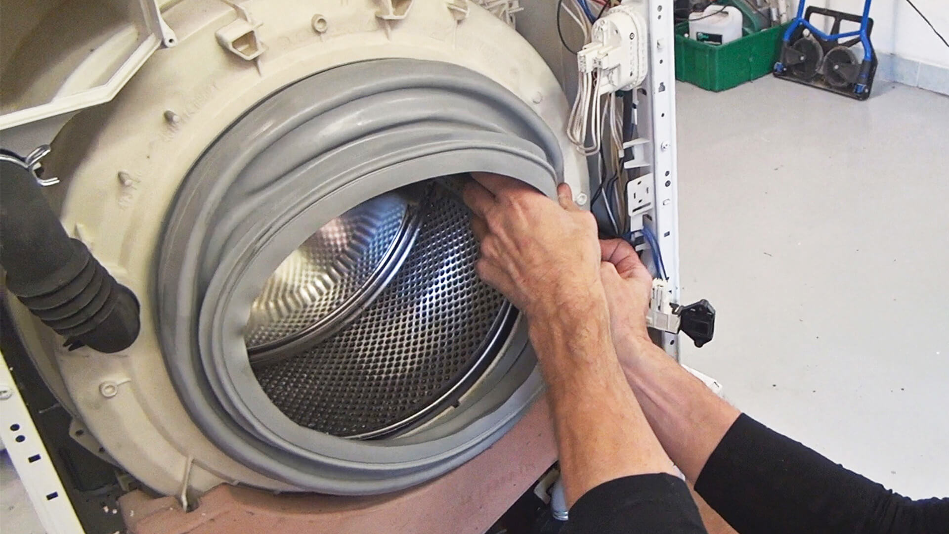 Waschmaschine l 228 uft aus T 252 rdichtung wechseln Bauknecht 